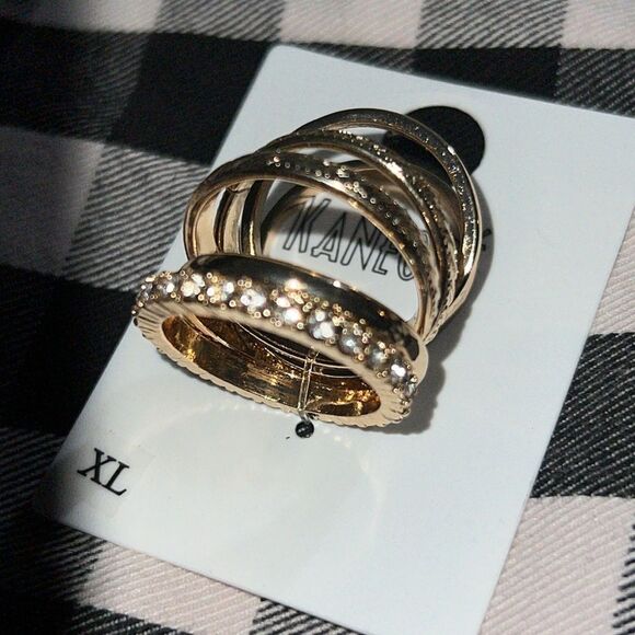 Two sets of stackable goldtone rings size 9 - Picture 4 of 8